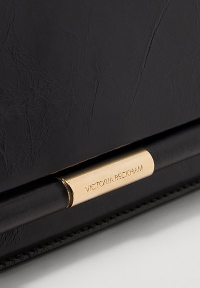 Victoria Beckham 202 CLUTCH - Psaníčko - black