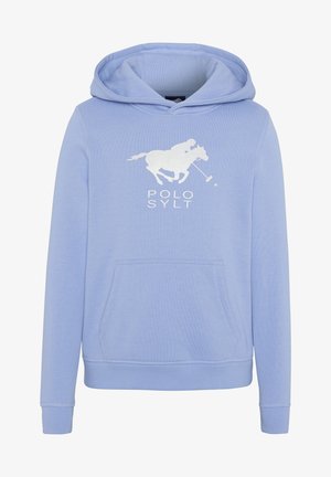 Světle modrá mikina s kapucí a klokanní kapsou, na které je grafika bílého polo hráče a pod tím text "POLO SYLT". Vyrobena z měkké tkaniny, má volnočasový design.
