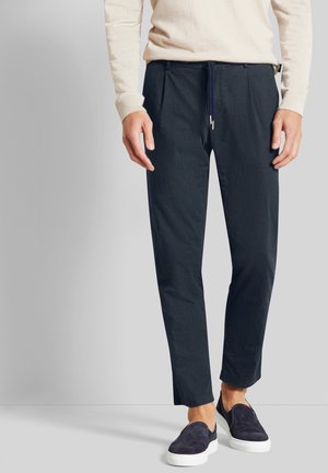 bugatti BUNDFALTEN MIT KONISCHER PASSFORM - Trousers - marine