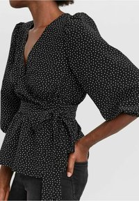 Vero Moda Blus - black
