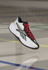 Επιλέχθηκε, footwear white/black/sport red