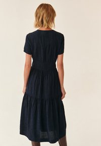 TATUUM KAMDI 2 - Haljina-majica - navy blue