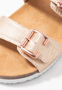 Thumbnail Image 3