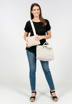 BETHANY - Borsa a mano - ecru