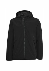 Chaqueta negra con capucha, cierre frontal completo, capucha con cordones, dos bolsillos laterales y una textura suave. Diseño sencillo sin patrones visibles.