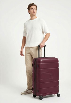 Redolz, ESSENTIALS 11 4 ROLLEN TROLLEY 76 CM MIT DEHNFALTE UNISEX - Trolley - burgundy