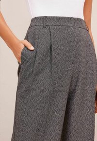 Friends Like These TAILORED WIDE LEG - Auduma bikses - grey