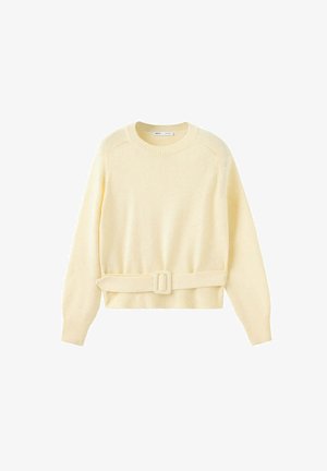 Jersey de punto color crema con mangas largas, cuello redondo y un cinturón a juego con hebilla rectangular en la cintura.