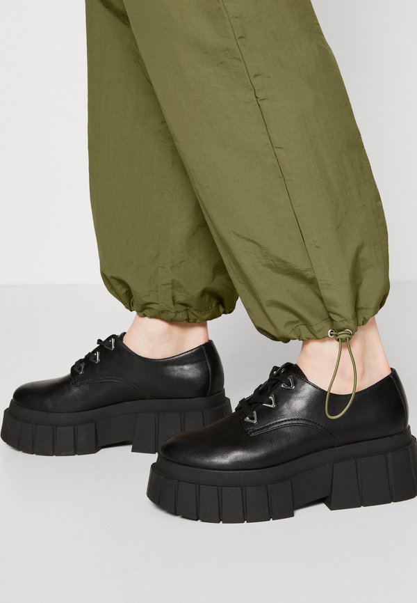 LORENZO - Cargo trousers - kalamata2