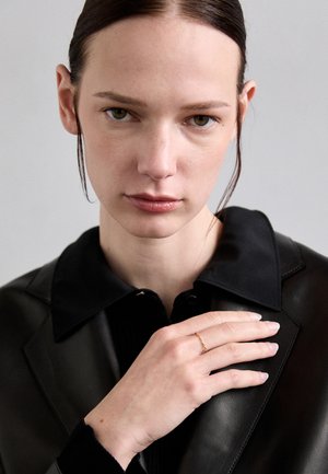 Monica Vinader CORDA SKINNY RING - Sormus - gold-coloured