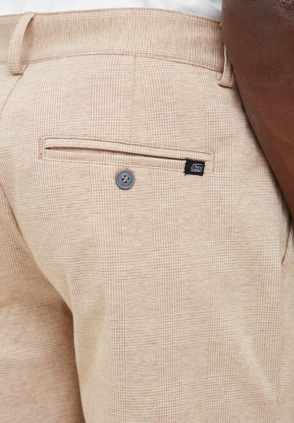 BHALMO - Shorts - sand mix2