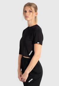 Smilodox CROP - T-shirts print - schwarz