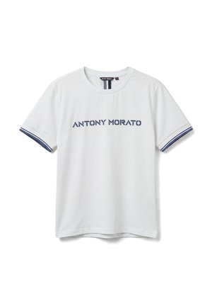 T-shirt blanc à manches courtes avec inscription bleu marine "ANTONY MORATO" sur la poitrine et détails rayés bleu marine sur les manches.