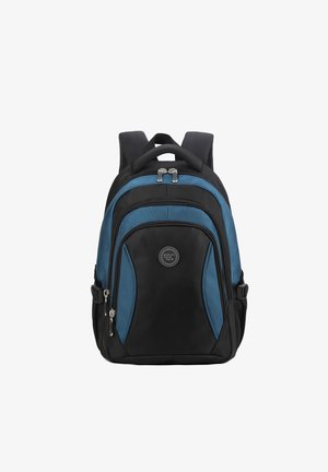 Schwarzer und blauer Rucksack mit glattem Stofffinish, geschwungenem Design, zwei Reißverschlusstaschen, gepolsterten Schultergurten und kreisförmigem Logodesign.