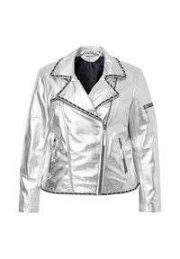 Silberne metallische Leder-Motorradjacke mit einem Reverskragen, Reißverschlusstaschen, Nietenakzenten und kontrastierenden schwarzen Nähten.