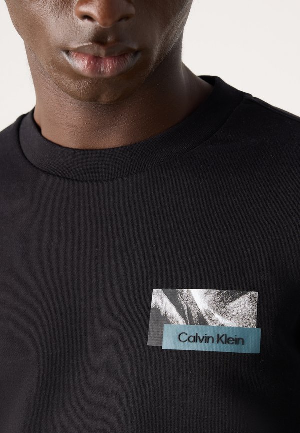 BACK LOGO GRAPHIC - Sweatshirt3