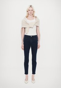 CLOSED SKINNY PUSHER - Jeans Skinny Fit - dark blue
