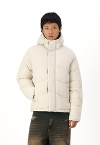 Jack & Jones JJWORLD  mleczny