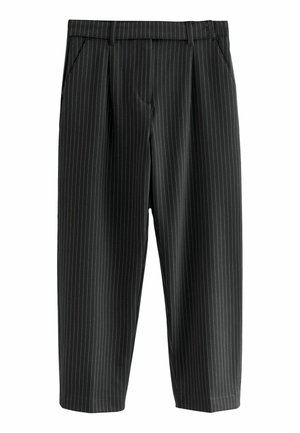 Schwarze Nadelstreifen-Hosen mit lockerer Passform, Falten an der Taille, seitlichen Taschen und einer glatten Textur. Maßgeschneiderter Schnitt mit einer verkürzten Länge.
