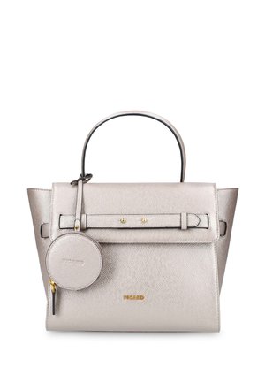 Sac à main en cuir texturé argenté avec poignée supérieure, rabat avant, petite pochette ronde pour pièces attachée, et logo doré "PICARD" sur le devant.