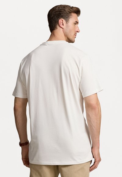 Polo Ralph Lauren Big & Tall POLO BEAR JERSEY T-SHIRT - T-shirts med print - deckwash white