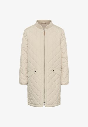 Beige gewatteerde jas met een geribbelde kraag, een ritssluiting aan de voorkant en twee opgestikte zakken met drukknoopsluitingen. Heeft een ontspannen ontwerp tot op de knie.