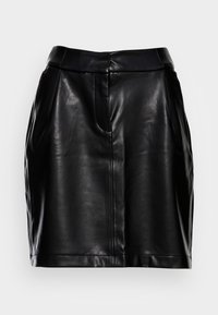 Zwarte leren rok met een aangesloten taille, een gladde textuur en subtiele naden. Halverwege de dijen, met een strak en minimalistisch ontwerp.