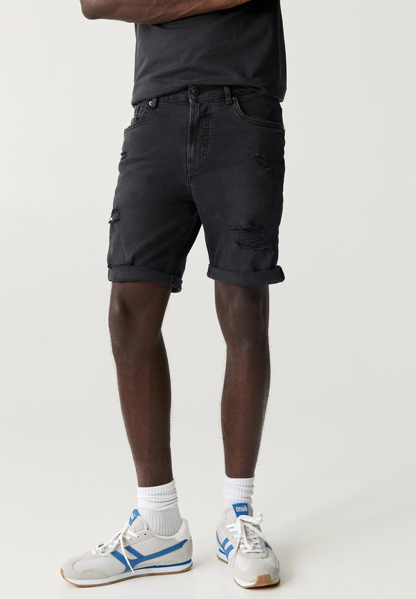 RIPPED BERMUDA  - Jeans Shorts