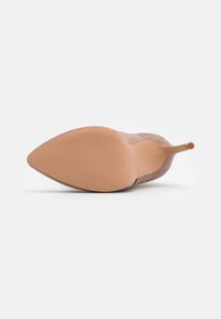 Even&Odd Kotníková obuv na vysokém podpatku - taupe