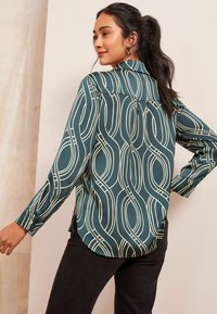 Friends Like These REGULAR FIT LONG SLEEVE - Užsagstoma palaidinė - green