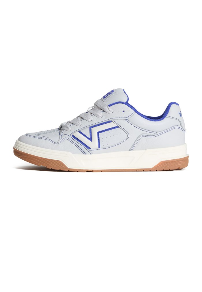 Vans UPLAND, UNISEX - Skate shoes - silver