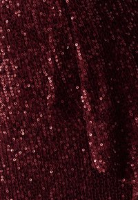 Niet geselecteerd, burgundy sequin