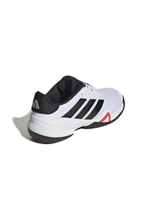 adidas BARRICADE K UNISEX - Multicourt tennis shoes - ftwwht/maroon/gretwo — photo 3