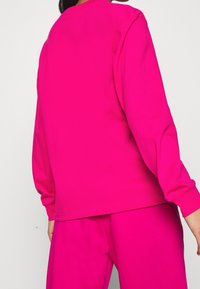 Nike Sportswear Sweatshirt - pink