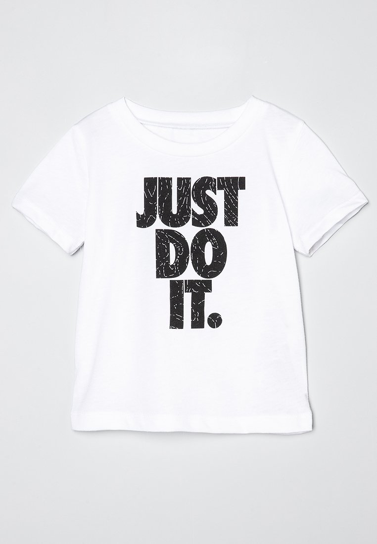 Biała bawełniana koszulka z krótkim rękawem z dużym czarnym napisem graficznym "JUST DO IT." z efektem tekstury.