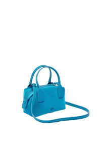 Turkusowa torebka ręczna z dwiema solidnymi uchwytami, regulowanym paskiem na ramię, zamkiem błyskawicznym i gładką teksturą; kompaktowy design do przenoszenia najważniejszych rzeczy.