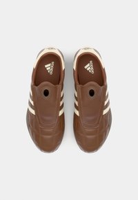 adidas Originals TAEKWONDO MEI - Slippers - preloved brown/cream white