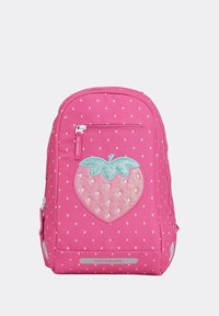Sac à dos rose pour enfants avec des pois blancs, un design fraise scintillant, une poche avant zippée et une étiquette de la marque Beckmann.