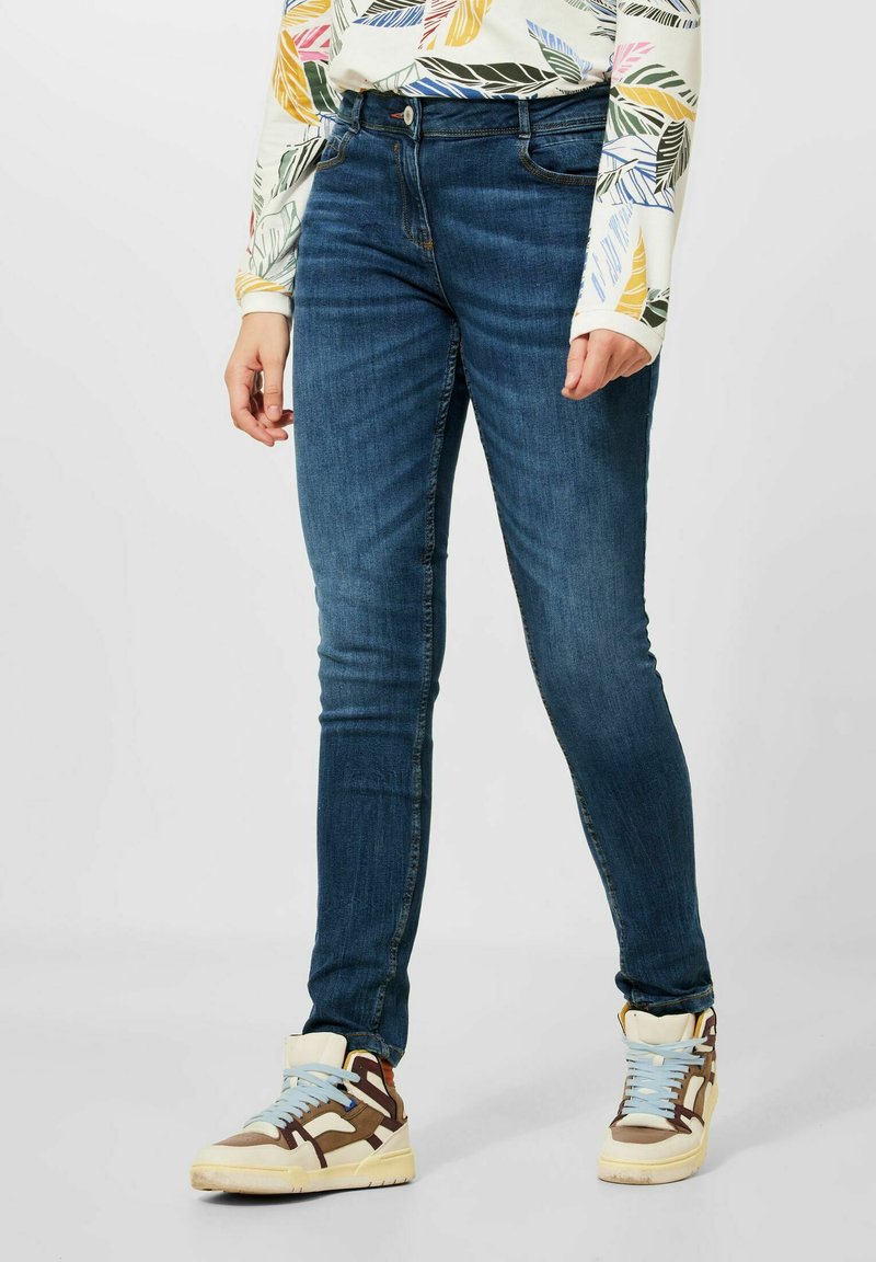 Cecil B376494 Dames Jeans Slim Fit, Blauw Zwart Used Wash, 32W x 28L, blauw/zwart, gebruikte wassing, 32W / 28L