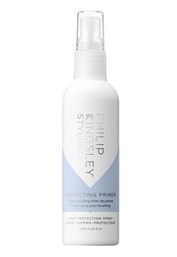 Weißer Sprühflasche mit einem durchsichtigen Deckel, versehen mit einem blauen Etikett. Der Text enthält "Philip Kingsley" und "Perfecting Primer." Größe: 125 ml.