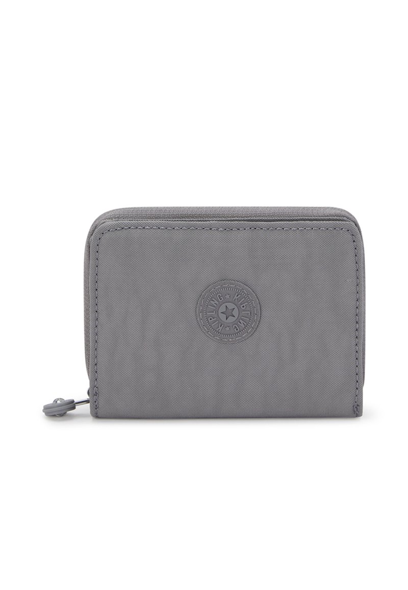 Portafoglio grigio con zip realizzato in tessuto testurizzato, con un dettaglio logo circolare sul davanti e una zip liscia. Forma compatta e rettangolare.