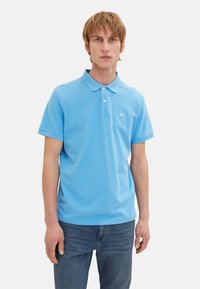 TOM TAILOR BASIC WITH CONTRAST - Poloshirts - hellblau