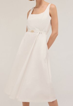 Day dress - white
