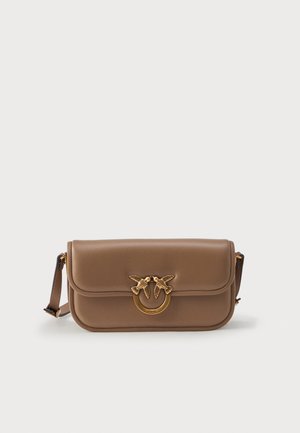 LOVE BOX BAGUETTE - Schoudertas - biscotto zenzero/antique gold-coloured