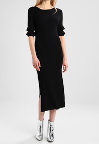 Tiger of Sweden Jeans Abito in maglia - black