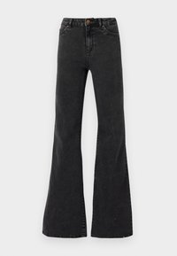 Jean flare noir en denim, avec une taille haute, des poches avant et des coutures visibles. Texture lisse avec un léger éclat.
