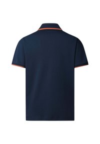Námořnická polo tričko s krátkými rukávy, zdobené oranžovým akcentem na límci a okrajích rukávů, vyrobené z hladké, lehké tkaniny.