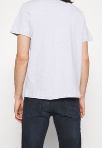 Tommy Jeans Jednoduché tričko - mottled grey