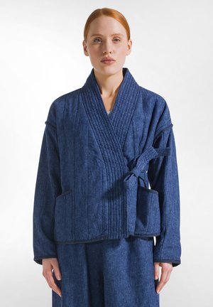 LIGHT PADDED KIMONO - Chaqueta vaquera - blue denim