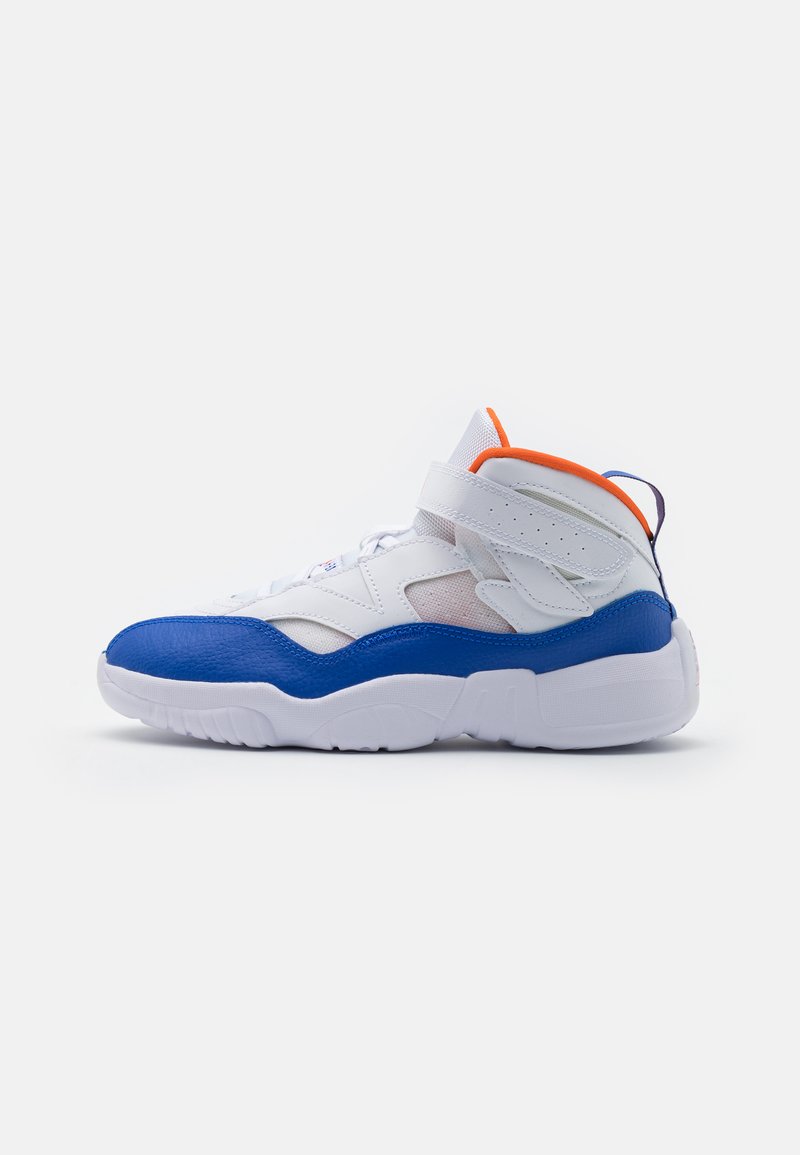 Jordan JUMPMAN TWO TREY (PS) Basketball shoes white/safety orange